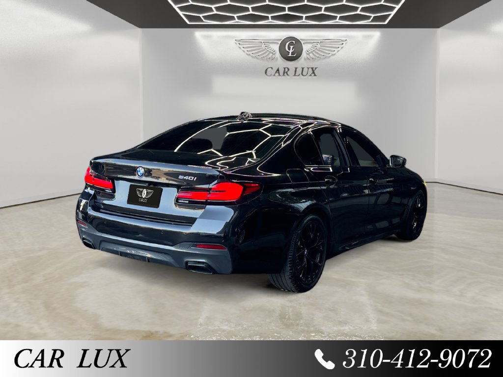 Used 2021 BMW 540i w/ M Sport Package RWD image 5