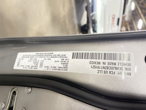 Used 2022 Jeep Compass Limited image 25