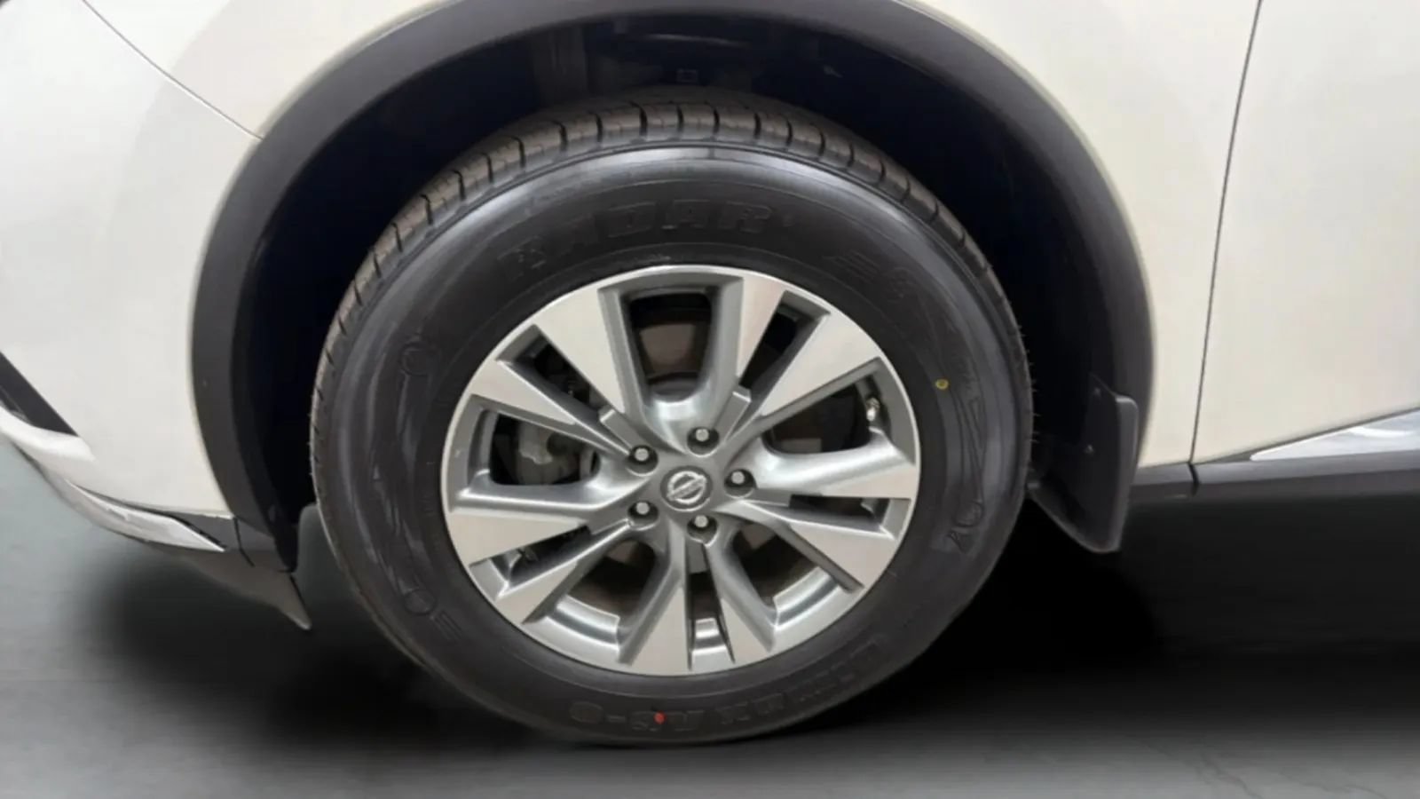Used 2015 Nissan Murano S FWD image 29