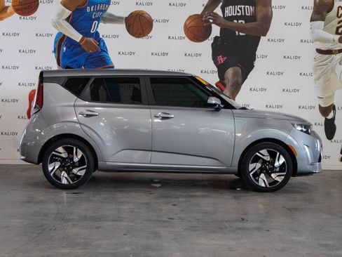 Used 2024 Kia Soul GT-Line FWD image 19