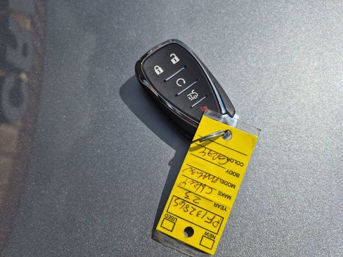Used 2023 Chevrolet Malibu LT FWD image 19