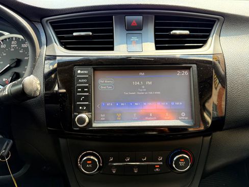 Used 2019 Nissan Sentra S image 21