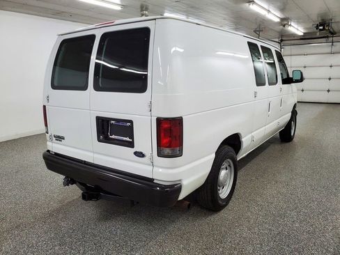 Used 2006 Ford E-150 and Econoline 150 image 4
