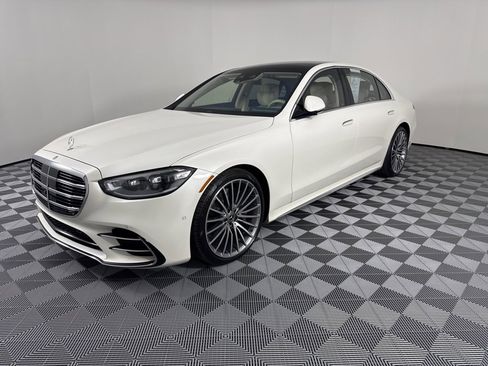 Certified 2023 Mercedes-Benz S 580 4MATIC Sedan image 3