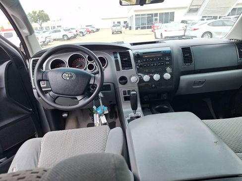 Used 2011 Toyota Tundra 2WD Double Cab image 18