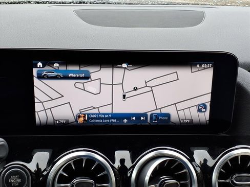 Certified 2025 Mercedes-Benz GLA 250 4MATIC image 17