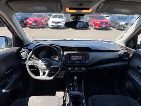 Used 2024 Nissan Kicks SV FWD image 25