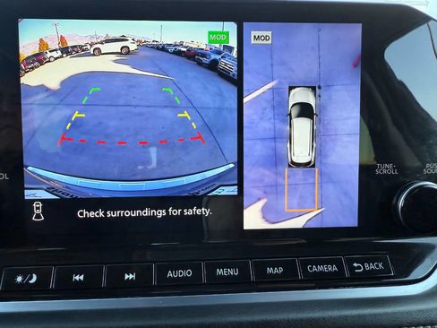 Used 2023 Nissan Rogue Platinum image 42