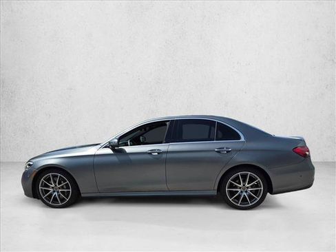 Used 2022 Mercedes-Benz E 350 Sedan w/ AMG Line Exterior image 8