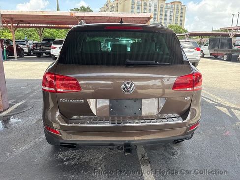 Used 2012 Volkswagen Touareg VR6 AWD/4WD image 6