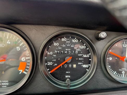 Used 1988 Porsche 911 Carrera image 25