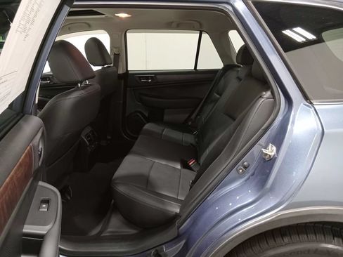 Used 2016 Subaru Outback 2.5i Limited AWD/4WD image 17