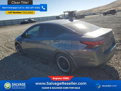 Used 2020 Nissan Versa SV FWD image 3