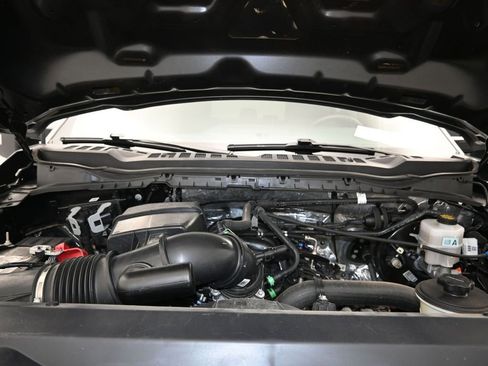 Used 2025 Ford F250 XLT AWD/4WD image 27