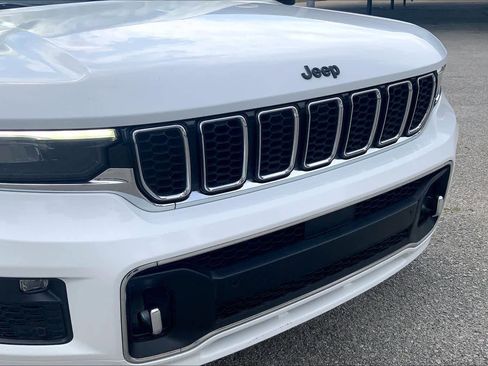 Used 2022 Jeep Grand Cherokee L Overland w/ Luxury Tech Group IV image 30