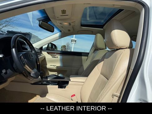 Used 2013 Lexus ES 350 w/ Luxury Pkg image 6