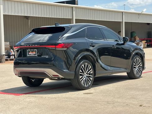 Used 2023 Lexus RX 350 w/ Accessory Package (Z1) AWD/4WD image 6