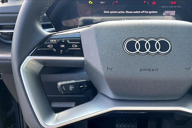 Used 2025 Audi Q5 Premium w/ Convenience Package AWD/4WD image 11