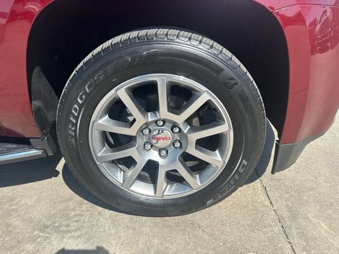 Certified 2019 GMC Yukon XL Denali w/ Open Road Package AWD/4WD image 44