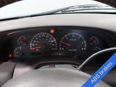 Used 2004 Ford F150 XLT AWD/4WD image 3