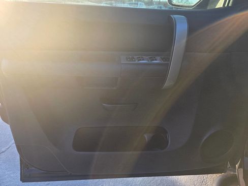 Used 2008 Chevrolet Silverado 1500 LT w/ Texas Edition image 20