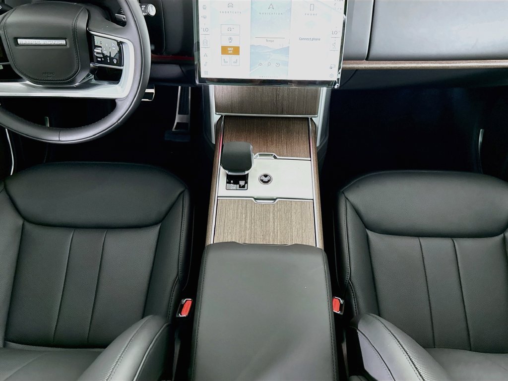 New 2026 Land Rover Range Rover SE AWD/4WD image 17