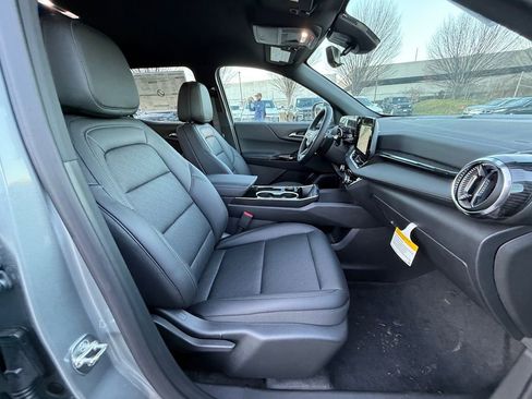 New 2026 Chevrolet Equinox LT w/ Convenience Package II image 24