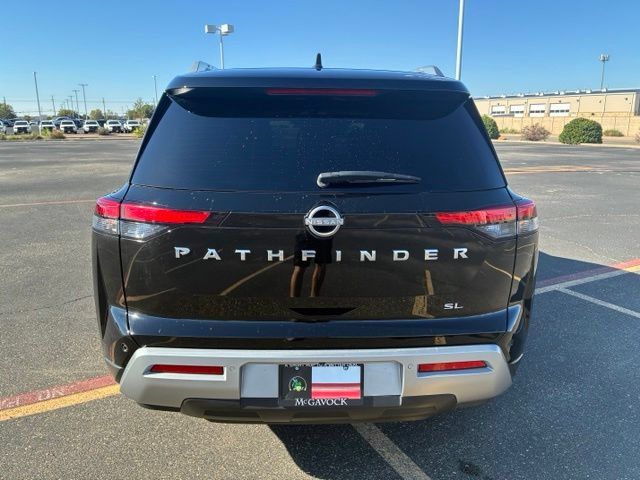 Certified 2024 Nissan Pathfinder SL FWD image 5