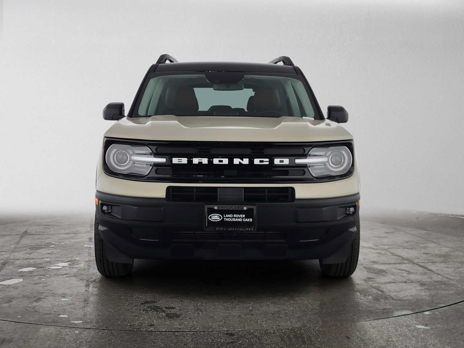 Used 2024 Ford Bronco Sport Outer Banks w/ Tech Package AWD/4WD image 8