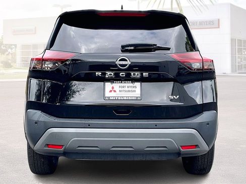 Used 2023 Nissan Rogue SV image 17
