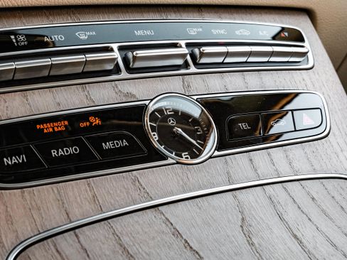 Used 2018 Mercedes-Benz E 400 Coupe image 25