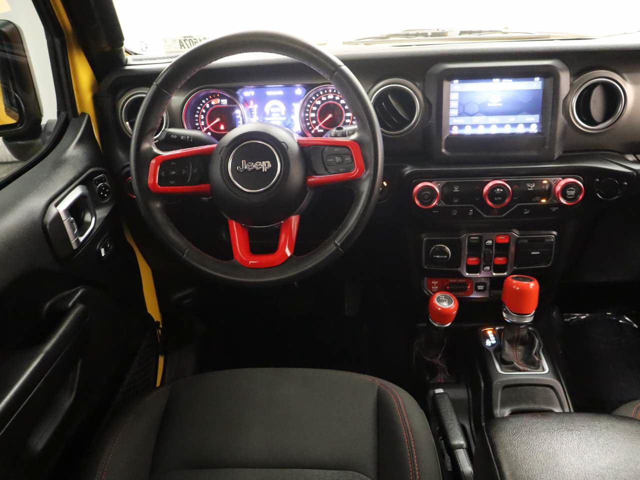 Used 2019 Jeep Wrangler Unlimited Rubicon AWD/4WD image 15