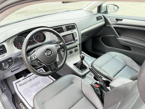 Used 2015 Volkswagen Golf S FWD image 11