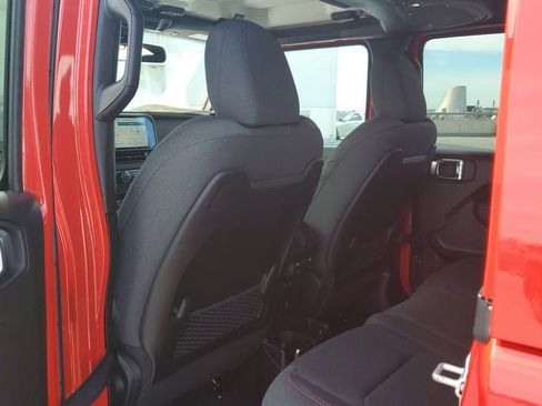 New 2026 Jeep Wrangler Unlimited Rubicon image 16