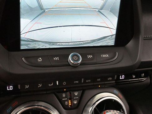 Used 2018 Chevrolet Camaro SS RWD image 26