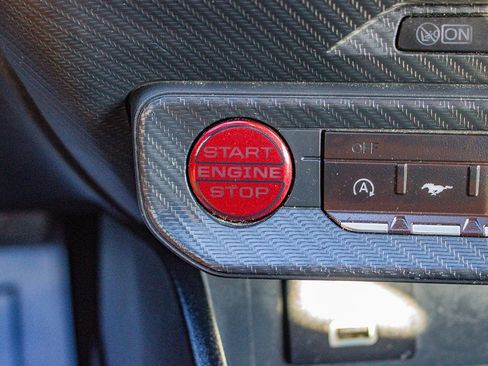 Used 2024 Ford Mustang Premium image 27