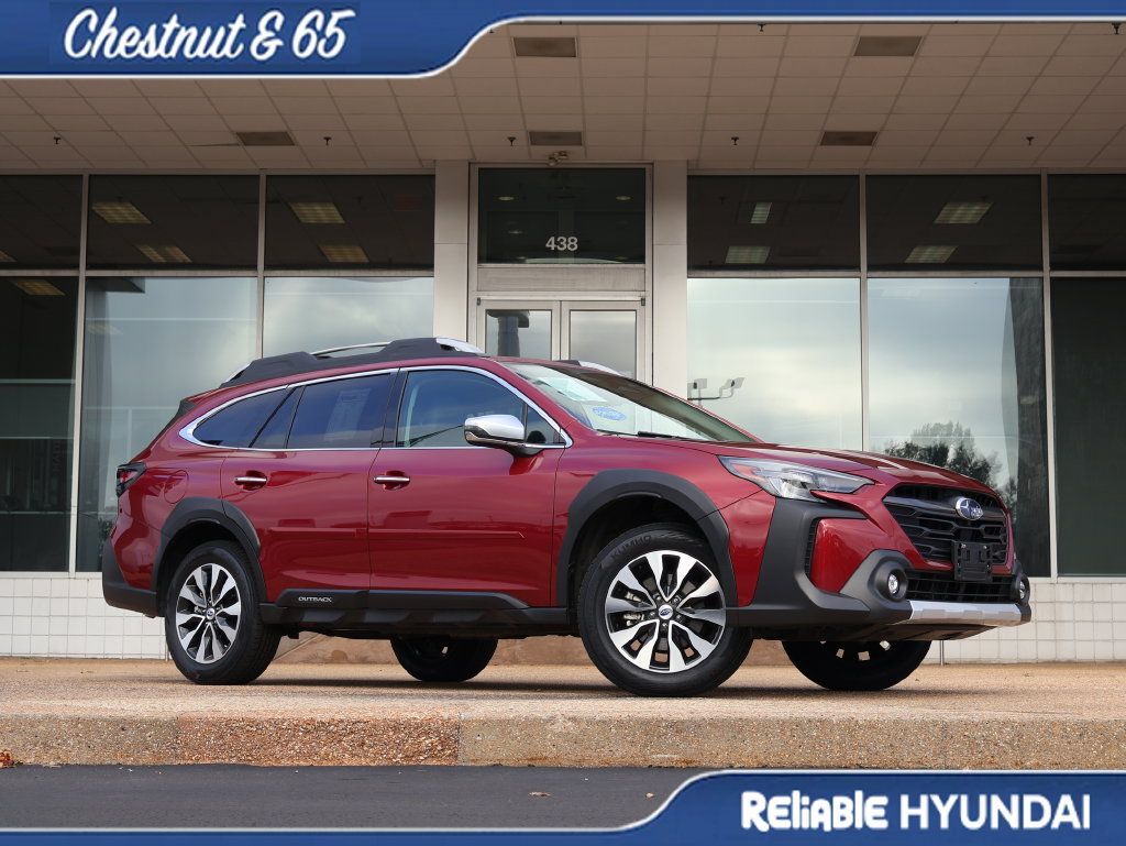 Used 2024 Subaru Outback Touring XT AWD/4WD image 2