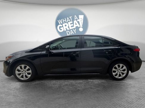 Used 2024 Toyota Corolla LE FWD image 7
