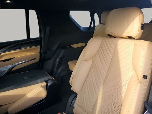 New 2026 Cadillac Escalade IQL Sport 2 image 19