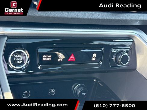 Used 2025 Audi Q5 Premium w/ Convenience Package image 33