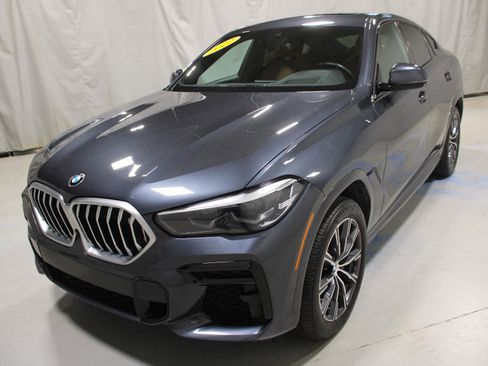 Used 2022 BMW X6 xDrive40i w/ M Sport Package image 1
