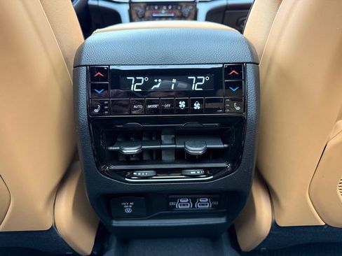 New 2025 Jeep Grand Cherokee L Summit image 21