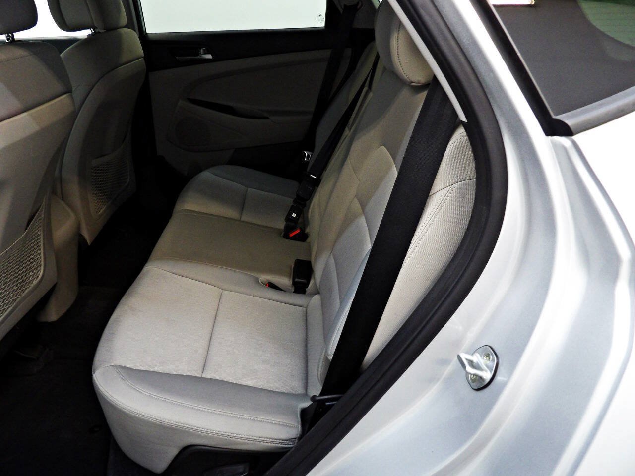 Used 2018 Hyundai Tucson SE AWD/4WD image 10