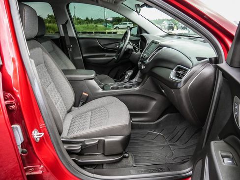 Used 2023 Chevrolet Equinox LT FWD image 14