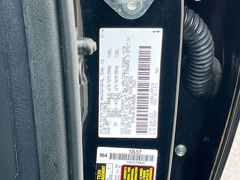 Used 2014 Toyota Tundra Limited w/ Limited Premium Package AWD/4WD image 29