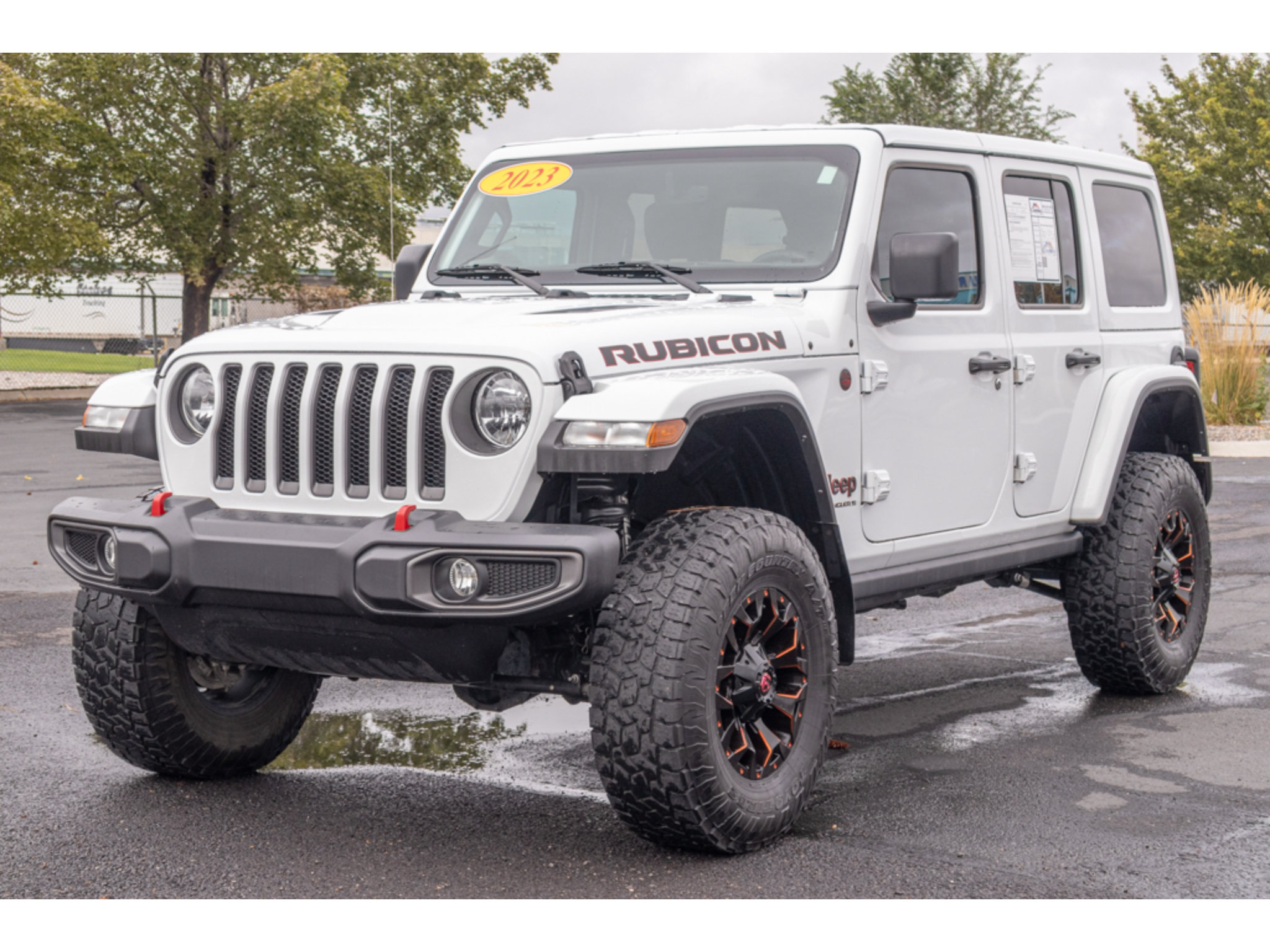 Used 2023 Jeep Wrangler Unlimited Rubicon AWD/4WD image 7