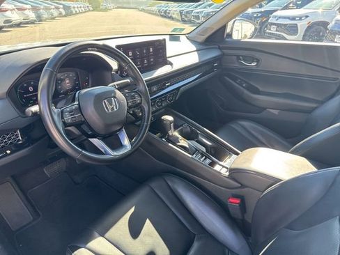 Used 2023 Honda Accord Touring image 21