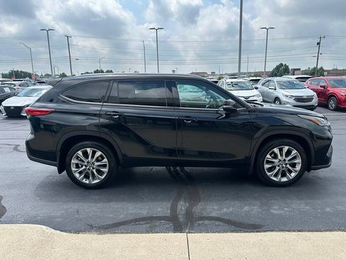 Used 2020 Toyota Highlander Limited AWD/4WD image 6