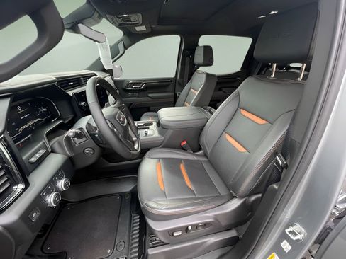 Used 2024 GMC Sierra 1500 AT4 w/ Technology Package image 23