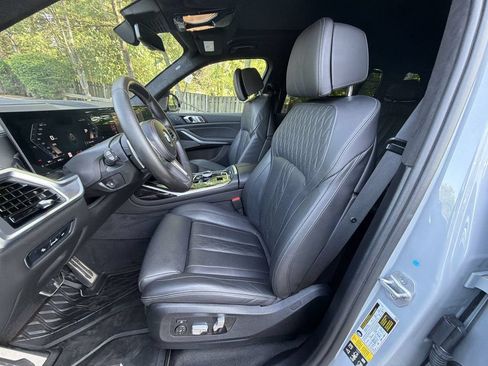 Used 2024 BMW X7 M60i w/ Executive Package AWD/4WD image 19